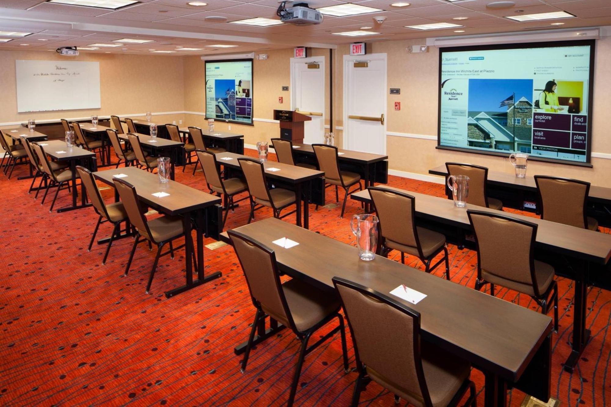 Residence Inn By Marriott Wichita East At Plazzio Exterior foto