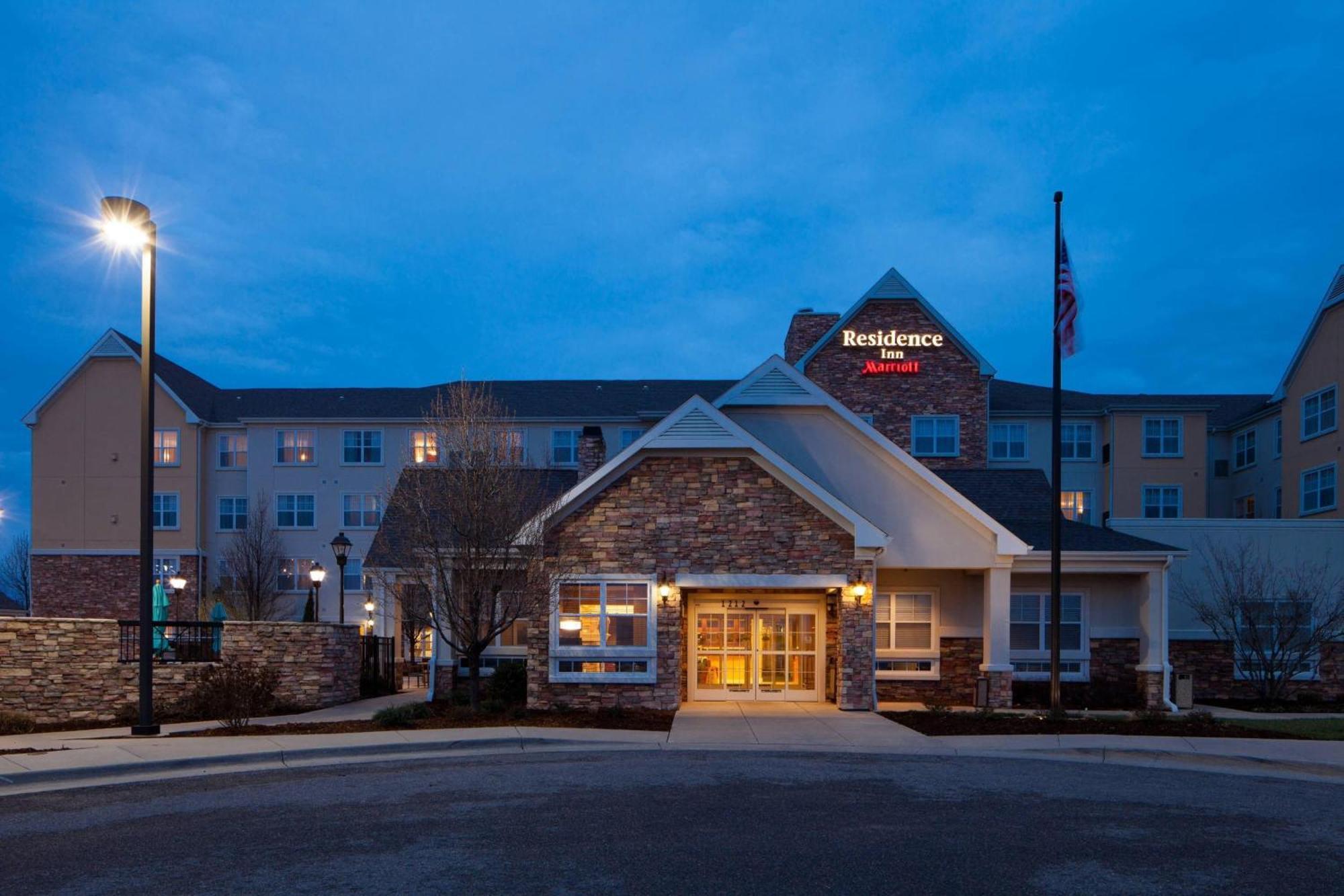 Residence Inn By Marriott Wichita East At Plazzio Exterior foto